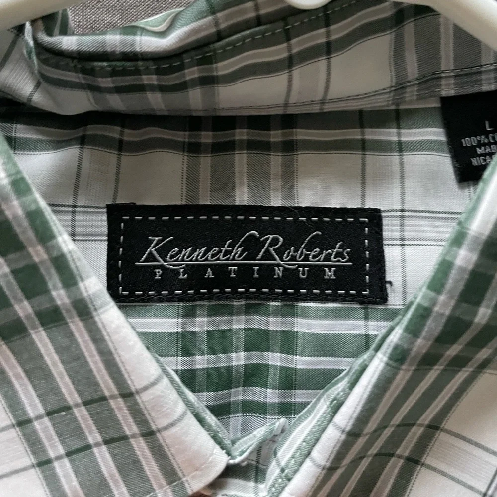 Kenneth Roberts Platinum Button Down 100% Cotton